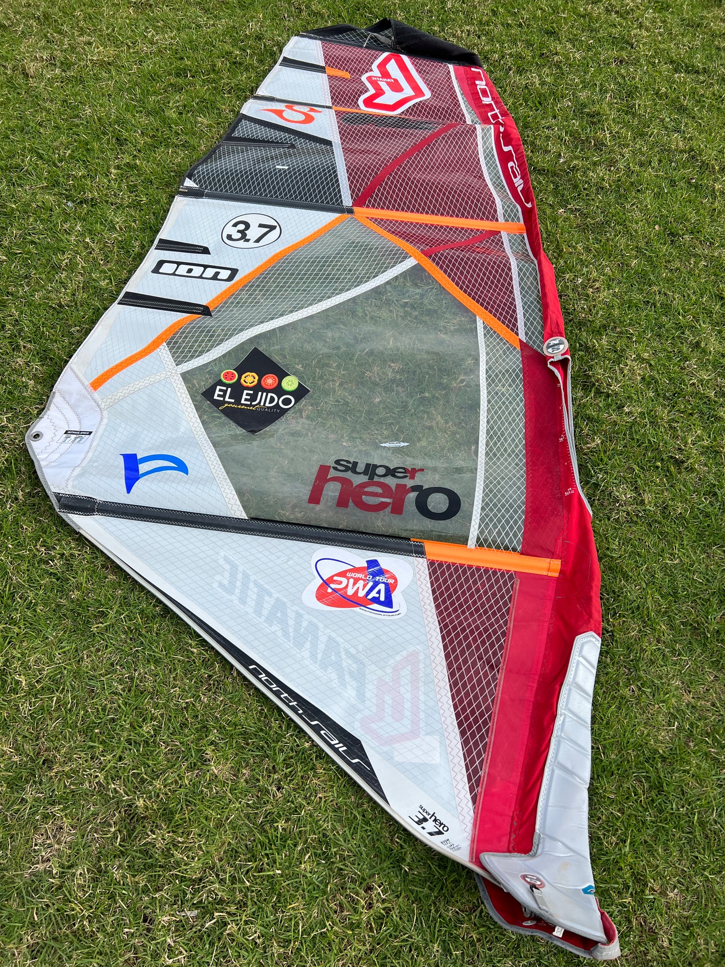 Vela North Sails Super Hero 3.7