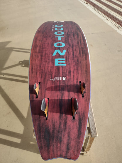 Tabla Windsurf Duotone Grip 4 D/LAB 87 lt